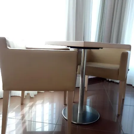 Chiaraluna Hotel