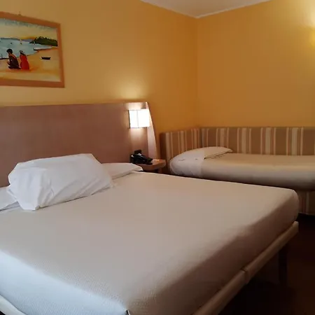Hotel Chiaraluna Civitanova Marche