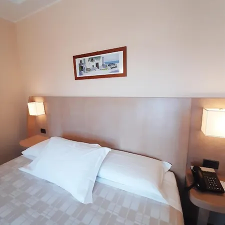 Chiaraluna Civitanova Marche