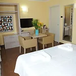 Chiaraluna Hotel 3*