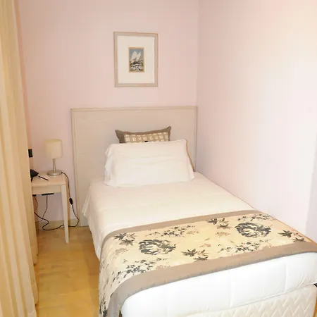 Hotel Chiaraluna 3*