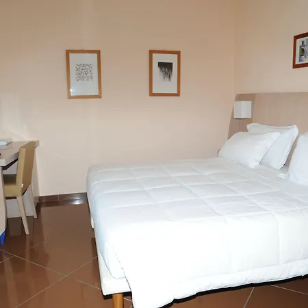 Chiaraluna チヴィタノーヴァ・マルケ