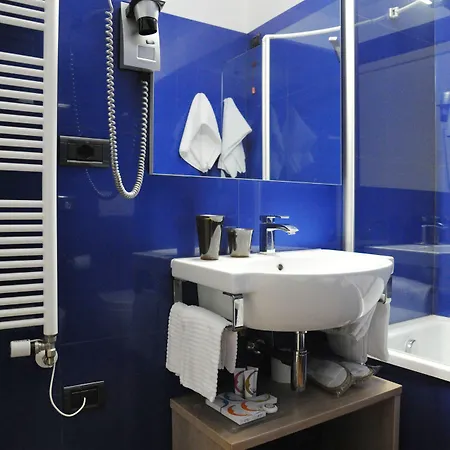 Chiaraluna ホテル 4*