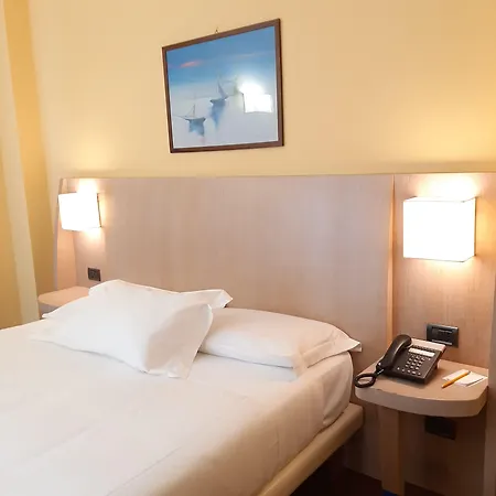Chiaraluna 3* Civitanova Marche