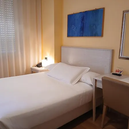 Hotel Chiaraluna