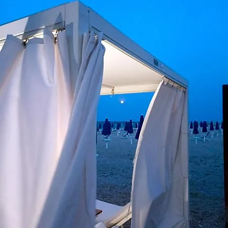 Hotel Chiaraluna Civitanova Marche
