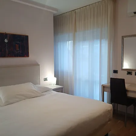 Hotel Chiaraluna Civitanova Marche